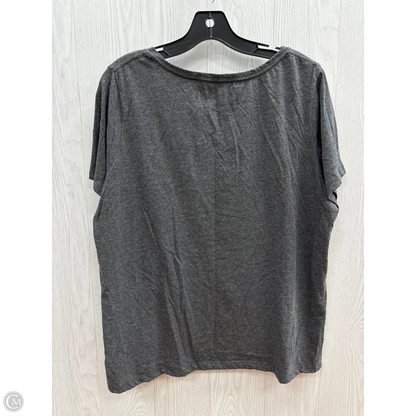 Top Short Sleeve By Clothes Mentor In Grey, Size: 1x