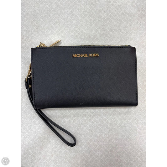 Wristlet Designer By Michael Kors, Size: Medium
