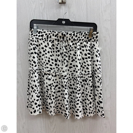 Skirt Mini & Short By Clothes Mentor In Polkadot Pattern, Size: M