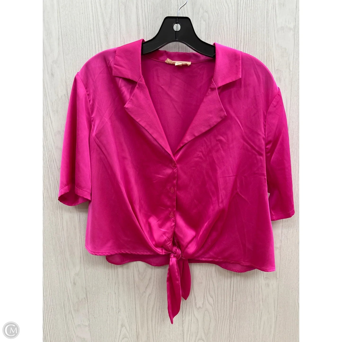 Top Short Sleeve By Clothes Mentor In Pink, Size: M