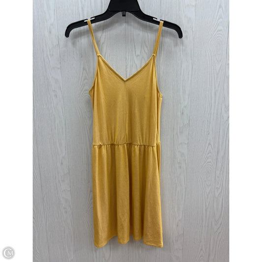 Dress Casual Short By Universal Thread In Yellow, Size: S