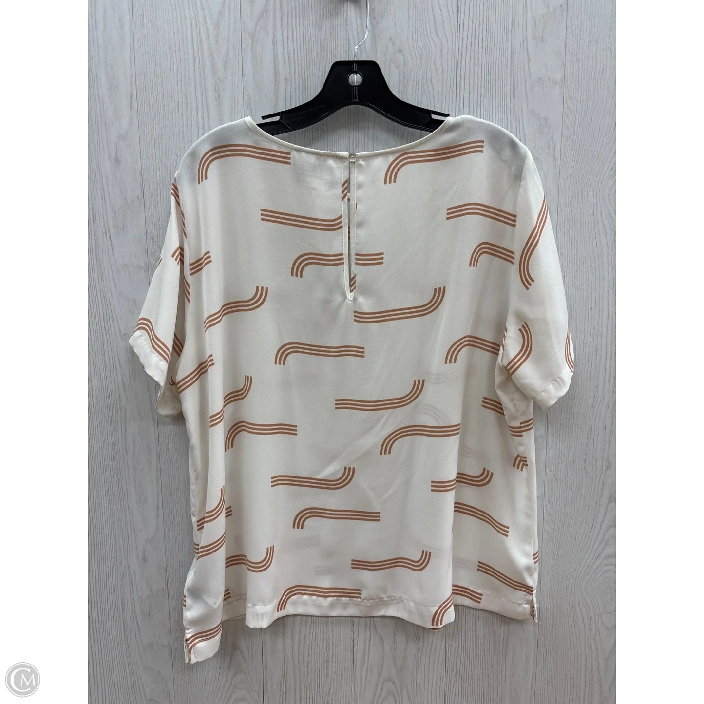 Top Short Sleeve By A New Day In Cream, Size: Xxl