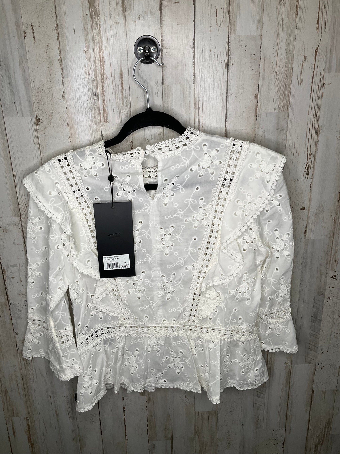White Top 3/4 Sleeve Cma, Size L
