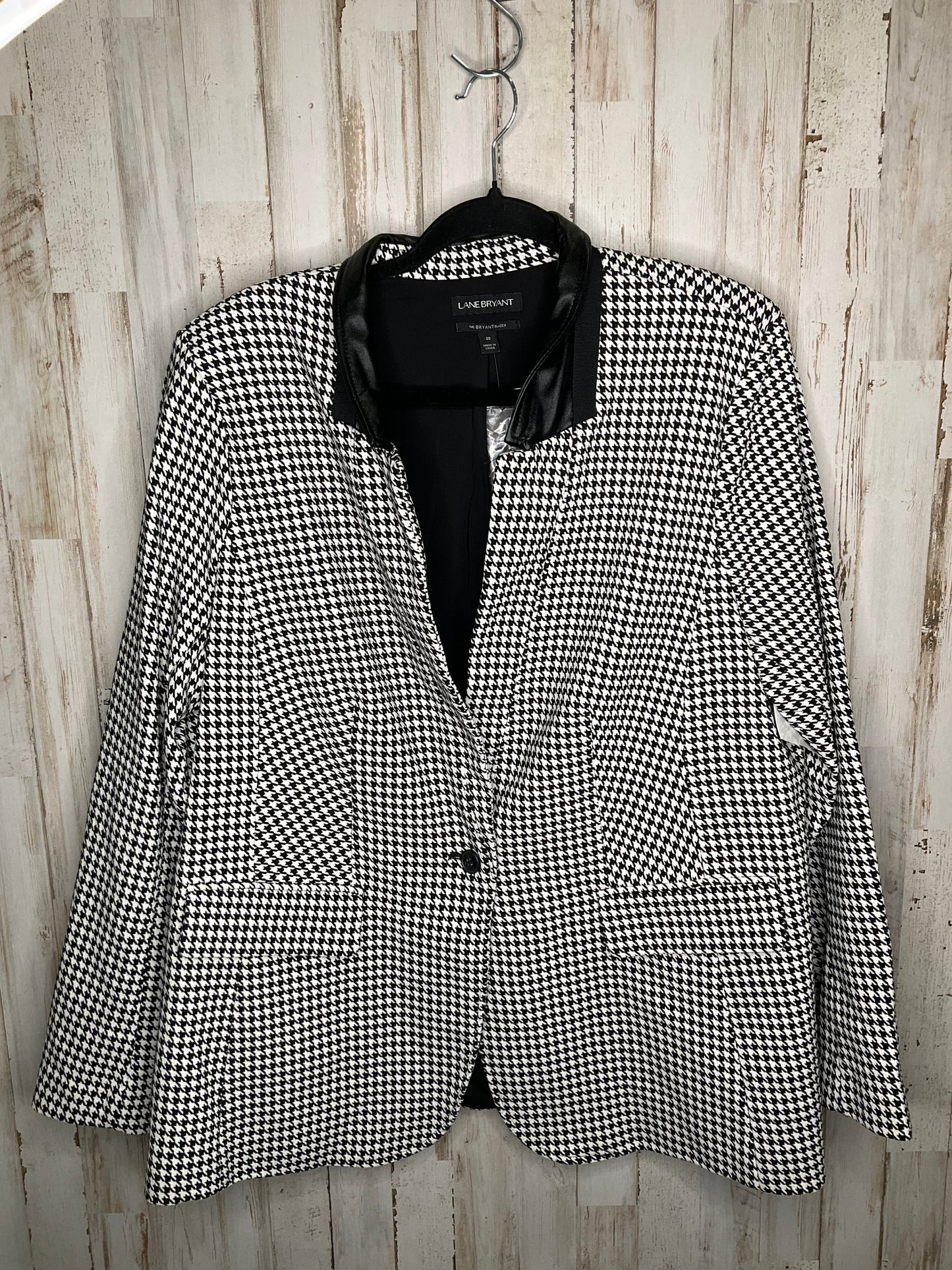 Black & White Blazer Lane Bryant, Size 2x