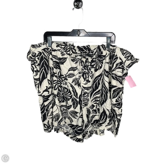 Shorts By Who What Wear In Black & Cream, Size: 22