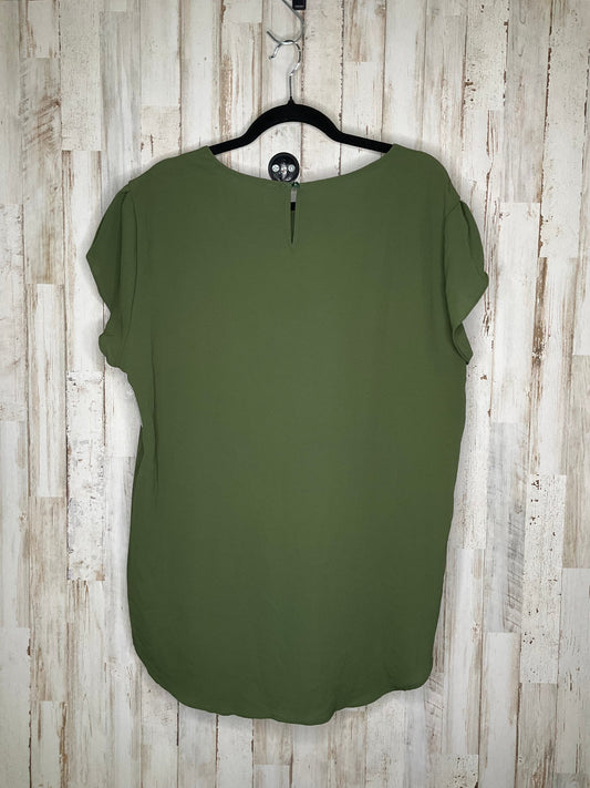 Top Sleeveless By Clothes Mentor In Green, Size: 3x