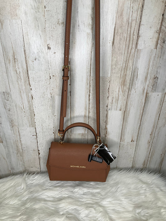 Handbag Luxury Designer Michael Kors, Size Small
