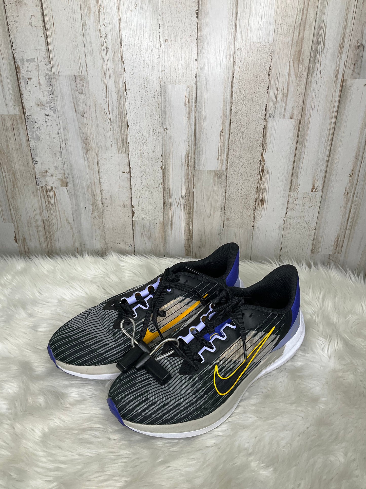 Blue Shoes Athletic Nike, Size 9.5