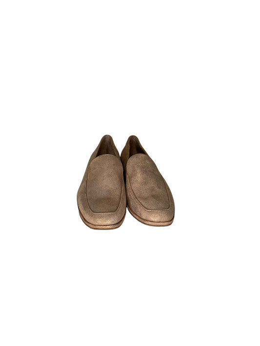 Shoes Flats By Donald Pliner In Brown, Size: 7