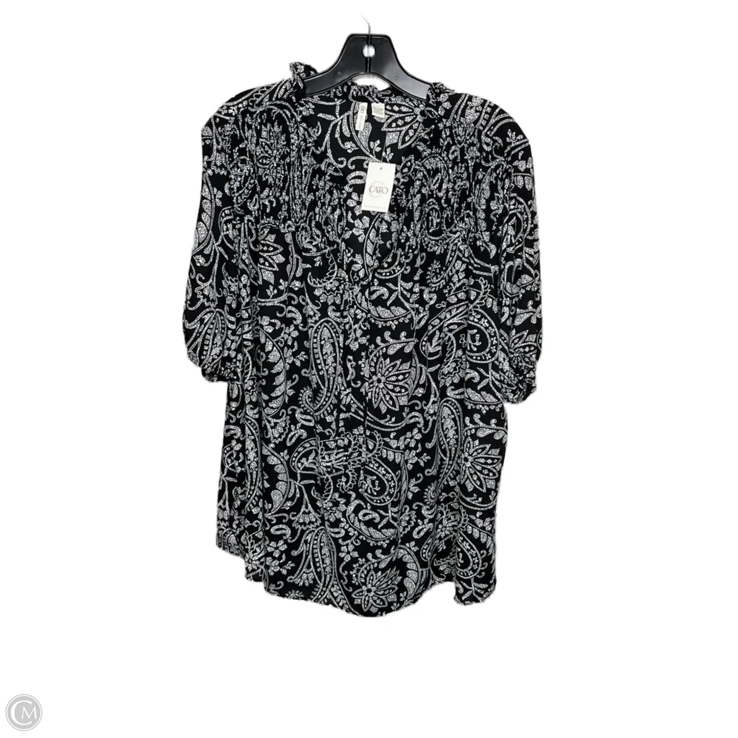 Top Short Sleeve By Cato In Black & White, Size: 20