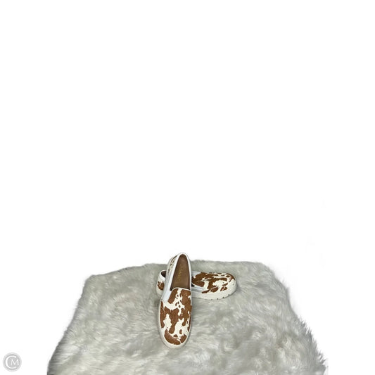 Shoes Flats By Vionic In Animal Print, Size: 8