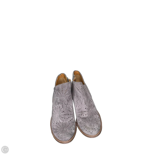 Boots Ankle Flats By Sofft In Grey, Size: 8