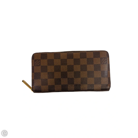 Wallet Luxury Designer By Louis Vuitton, Size: Medium
