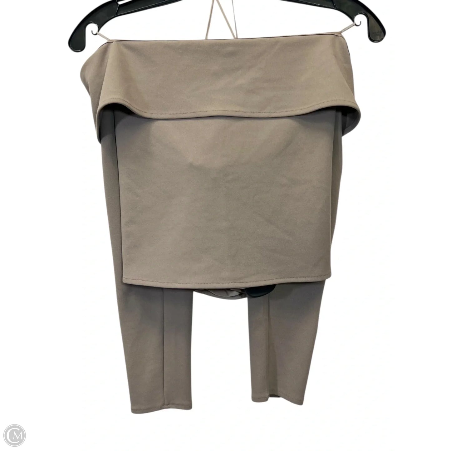 Top Short Sleeve By Abercrombie And Fitch In Taupe, Size: L