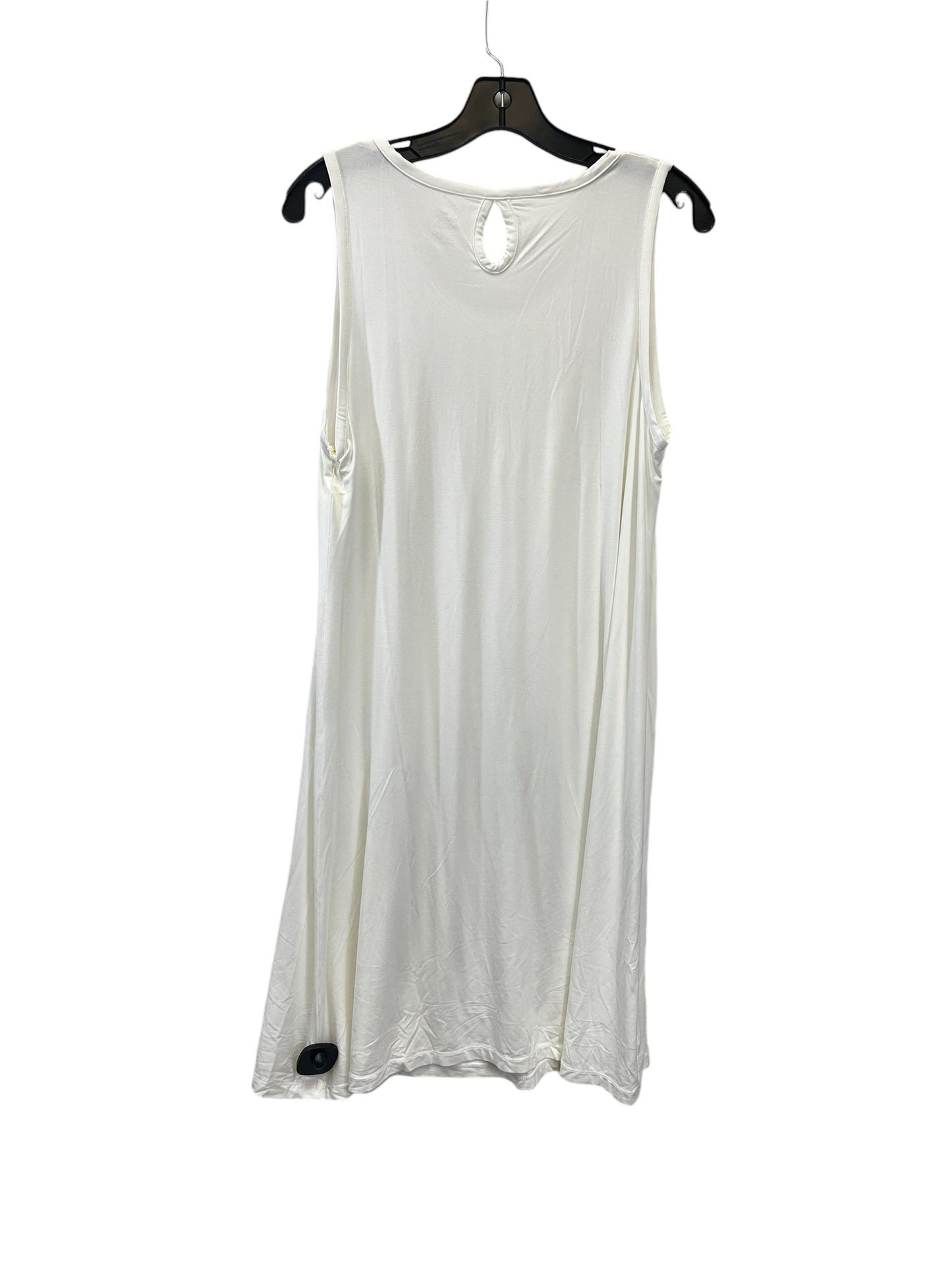 Nightgown By Clothes Mentor In White, Size: L