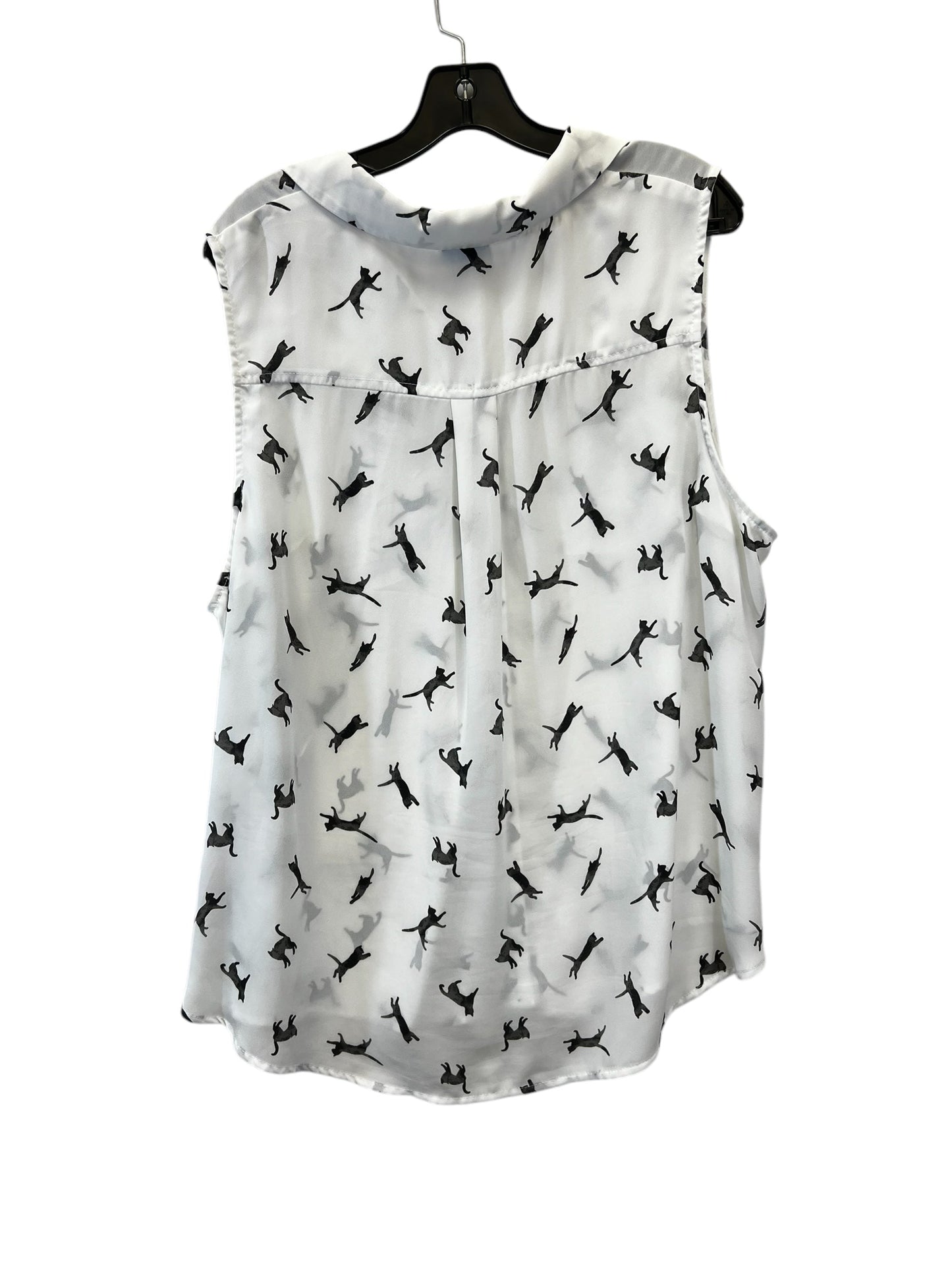 Top Sleeveless By Torrid In Black & White, Size: 2x