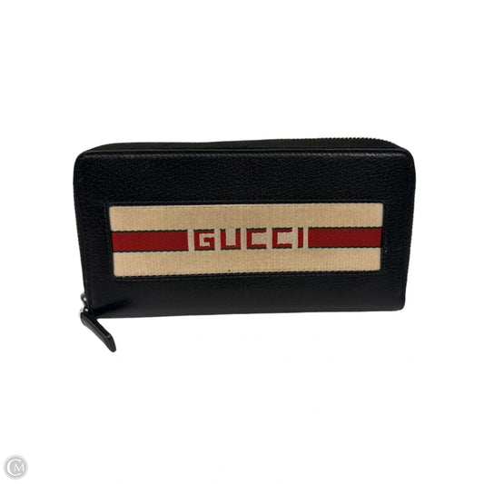 Wallet Luxury Designer By Gucci, Size: Medium