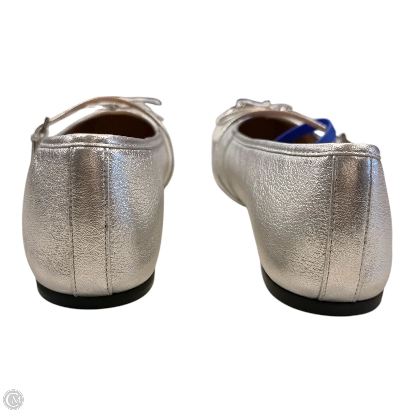 Shoes Luxury Designer By Gucci In Silver, Size: 9