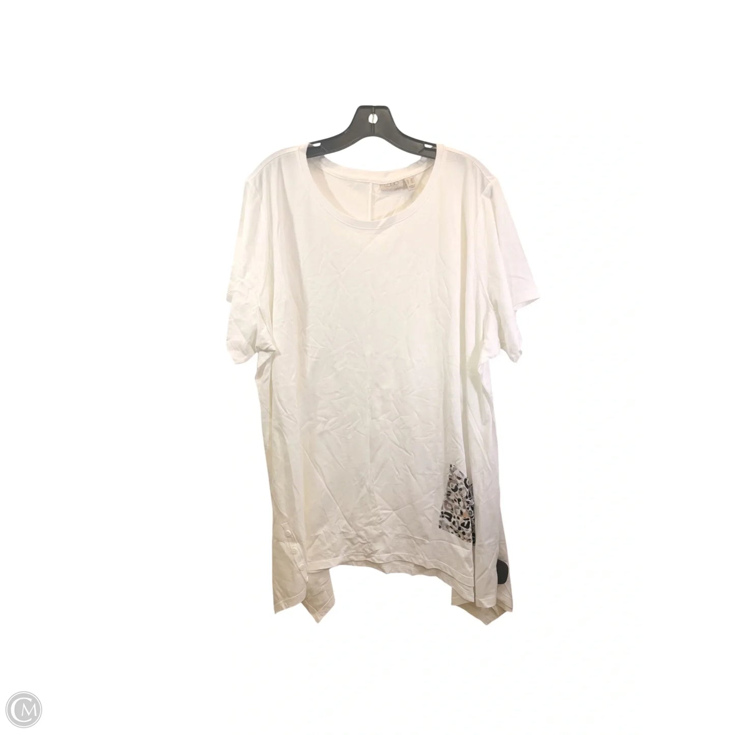 Top Short Sleeve By Logo In White, Size: 3x