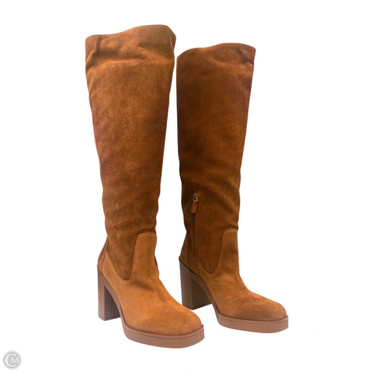 Boots Designer By Stuart Weitzman In Brown, Size: 11.5