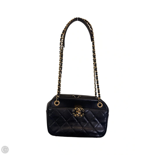Handbag Luxury Designer By Chanel, Size: Medium