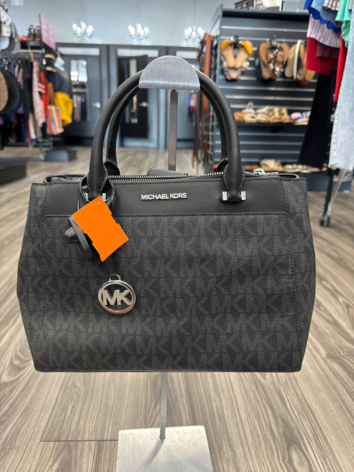 Handbag Designer By Michael Kors  Size: Large