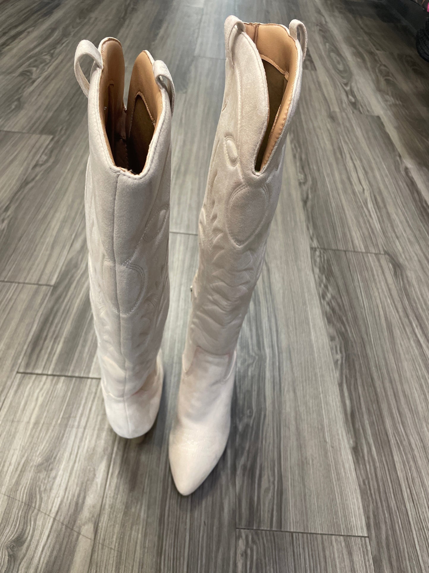 Cream Boots Western Clothes Mentor, Size 8