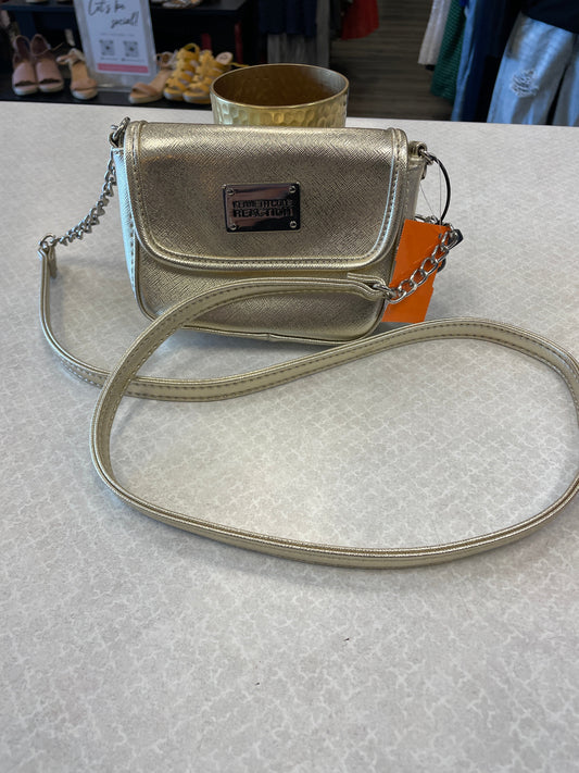 Crossbody By Kenneth Cole  Size: Small