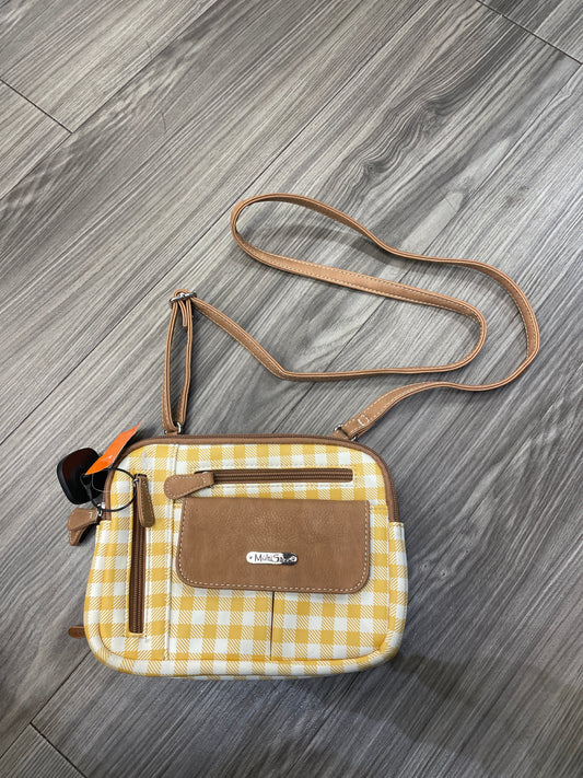 Crossbody By Clothes Mentor  Size: Medium