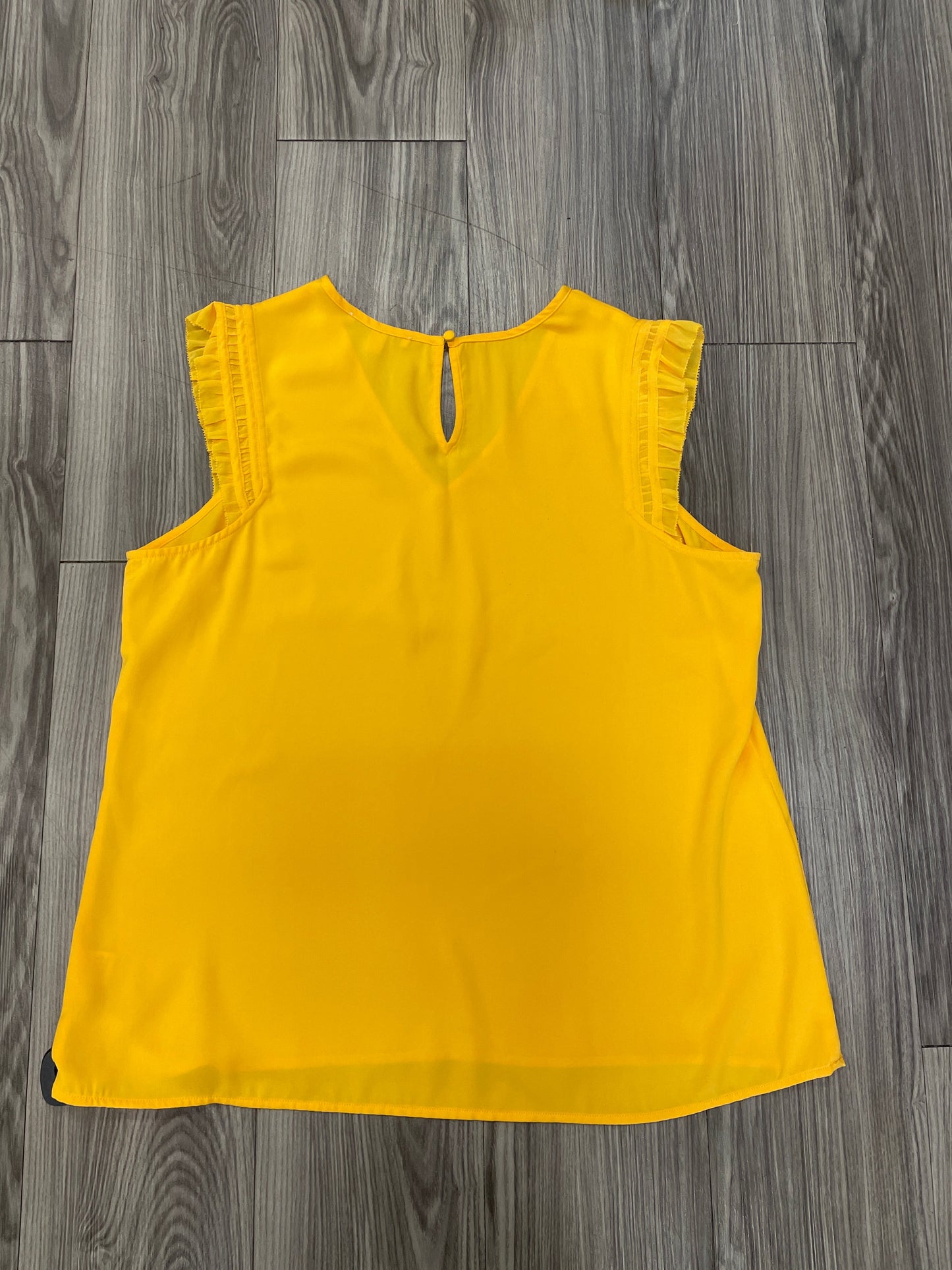 Tank Top By Hawthorn  Size: Xl