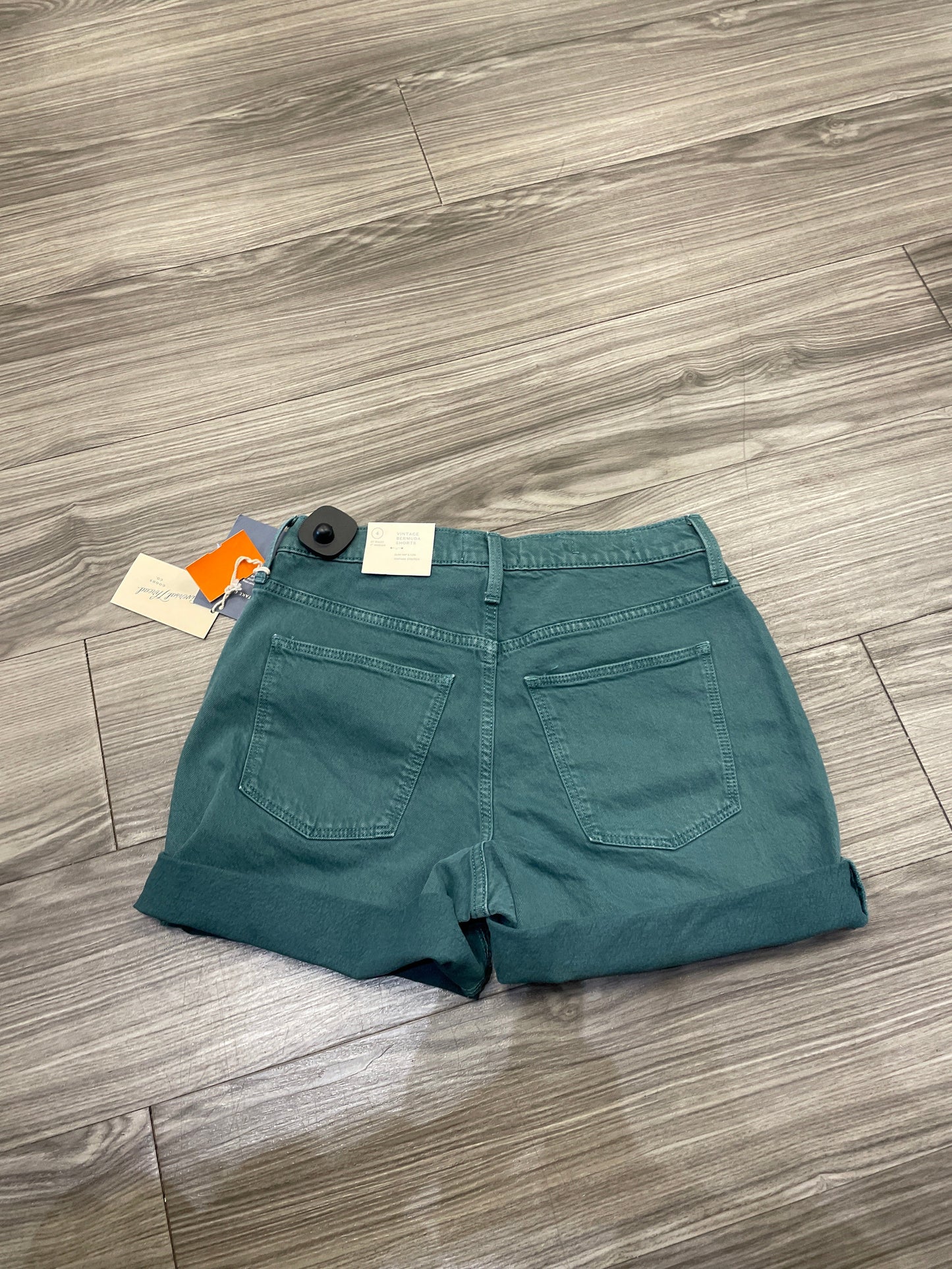 Shorts By Universal Thread  Size: 4