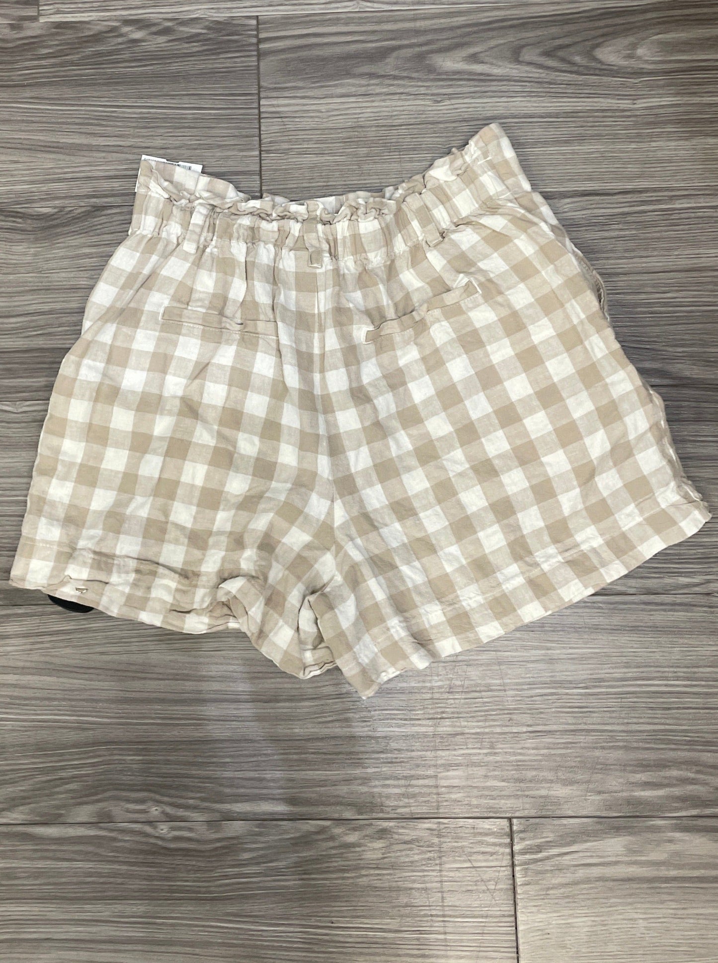 Tan & White Shorts A New Day, Size M