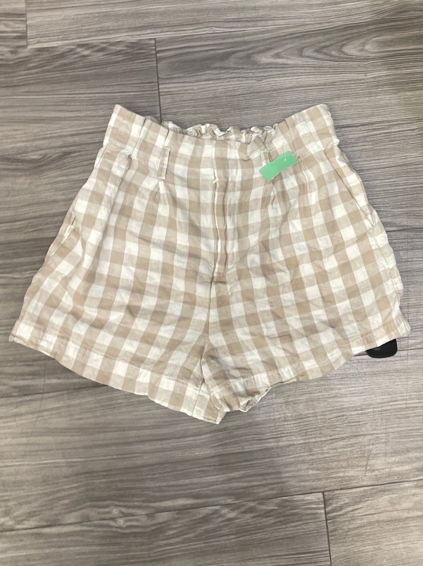 Tan & White Shorts A New Day, Size M