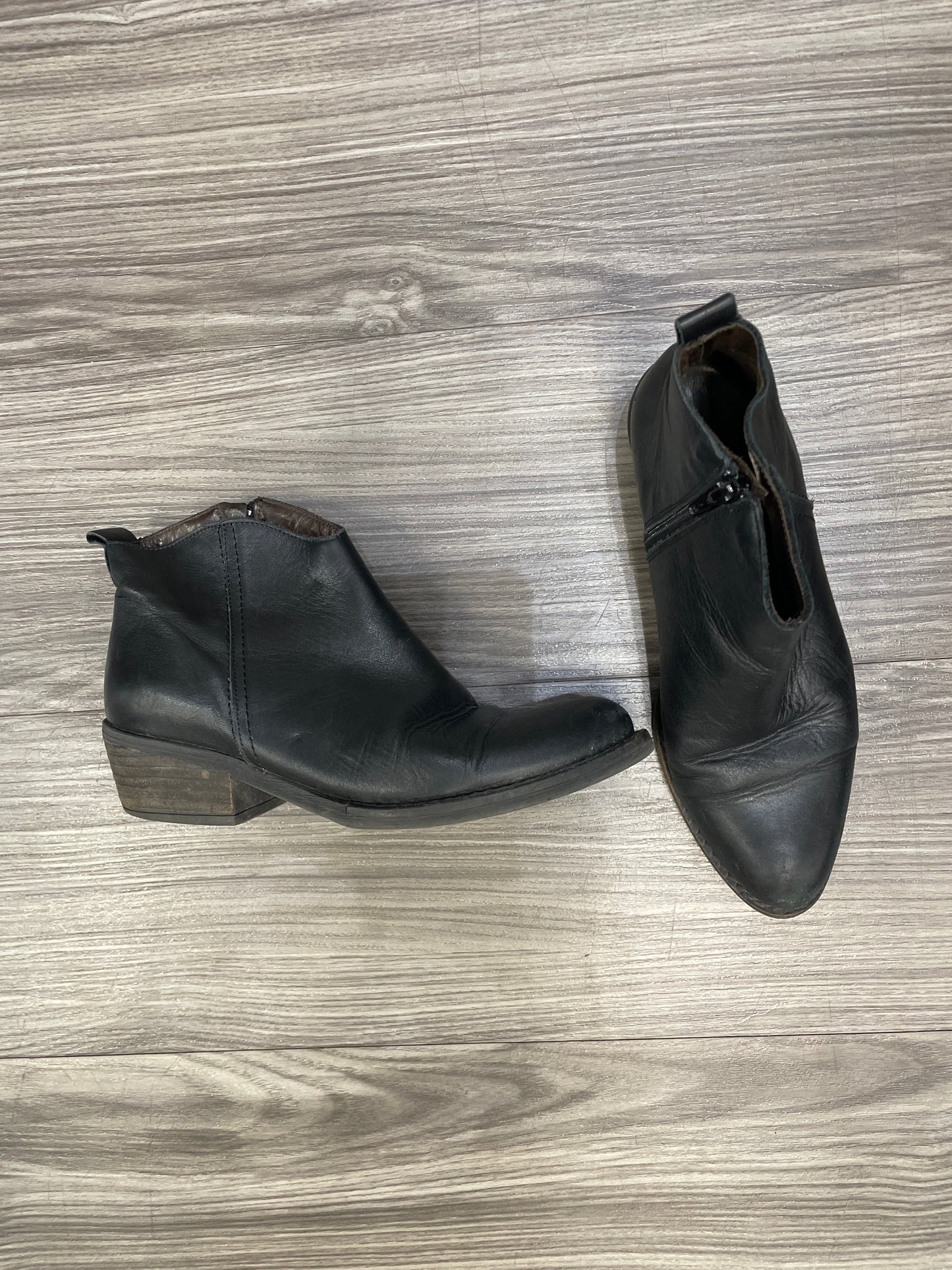 Black Boots Ankle Heels Clothes Mentor, Size 6.5