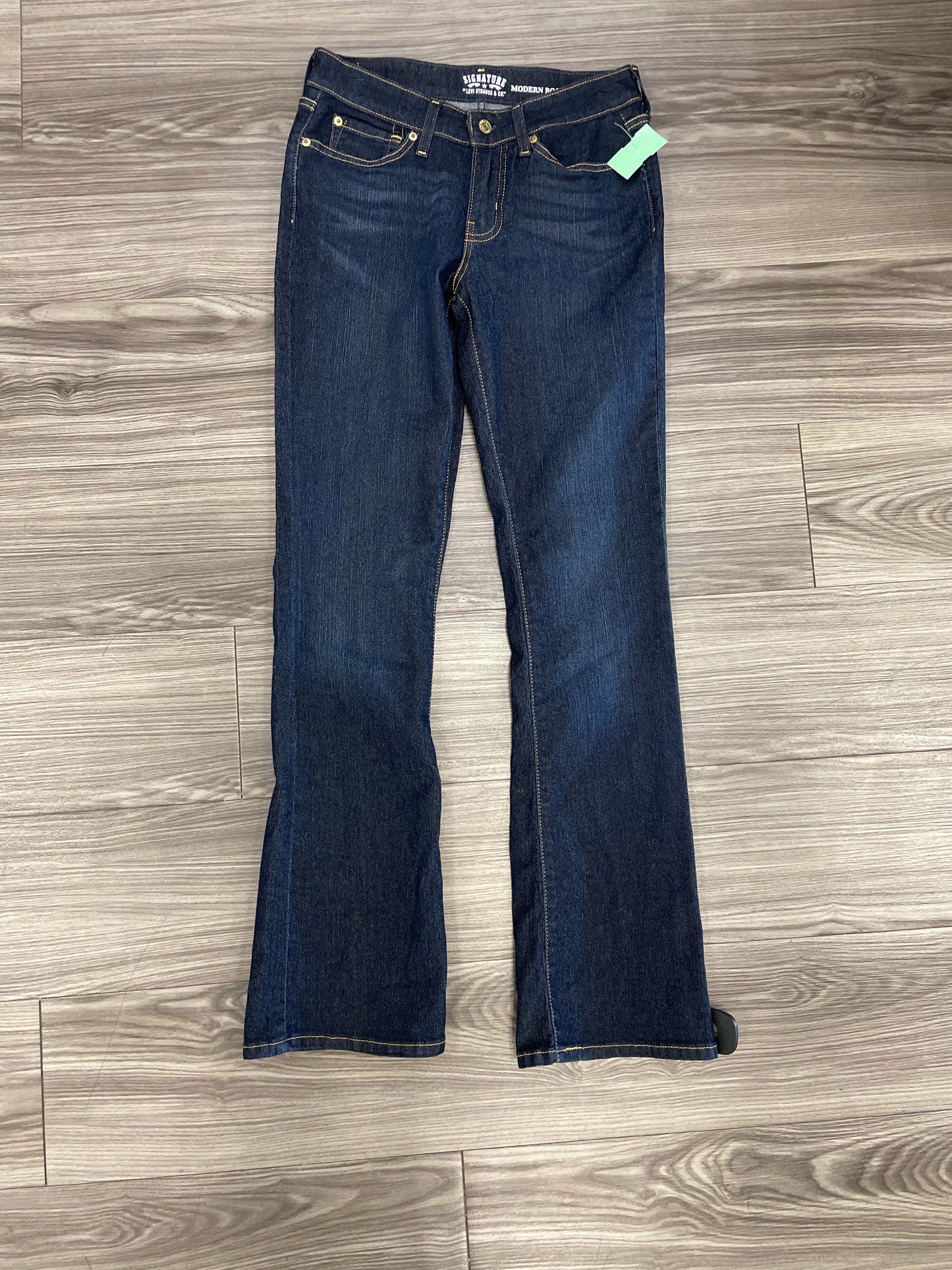 Blue Jeans Boot Cut Levis, Size 4