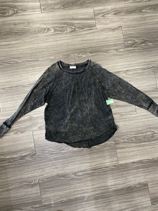Black Top Long Sleeve Zenana Outfitters, Size S
