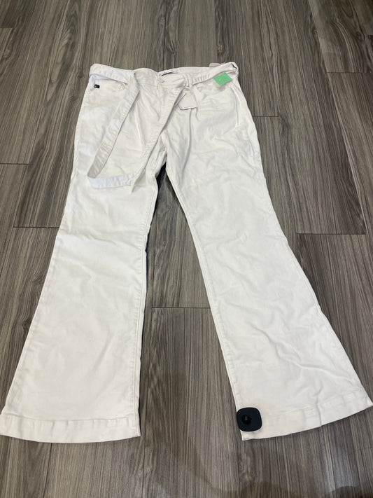 White Jeans Flared Kancan, Size 32