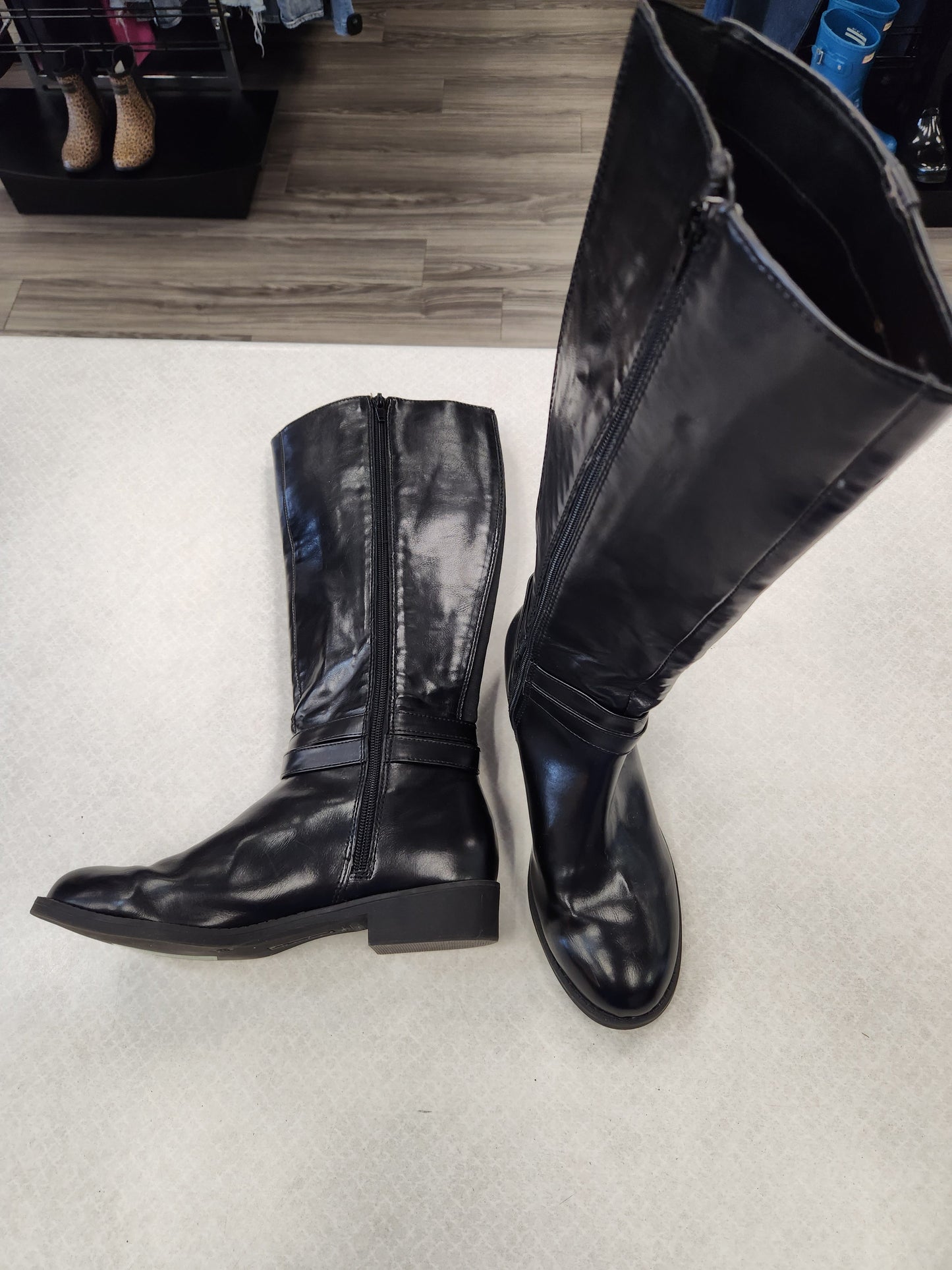 Black Boots Mid-calf Heels American Eagle, Size 7.5