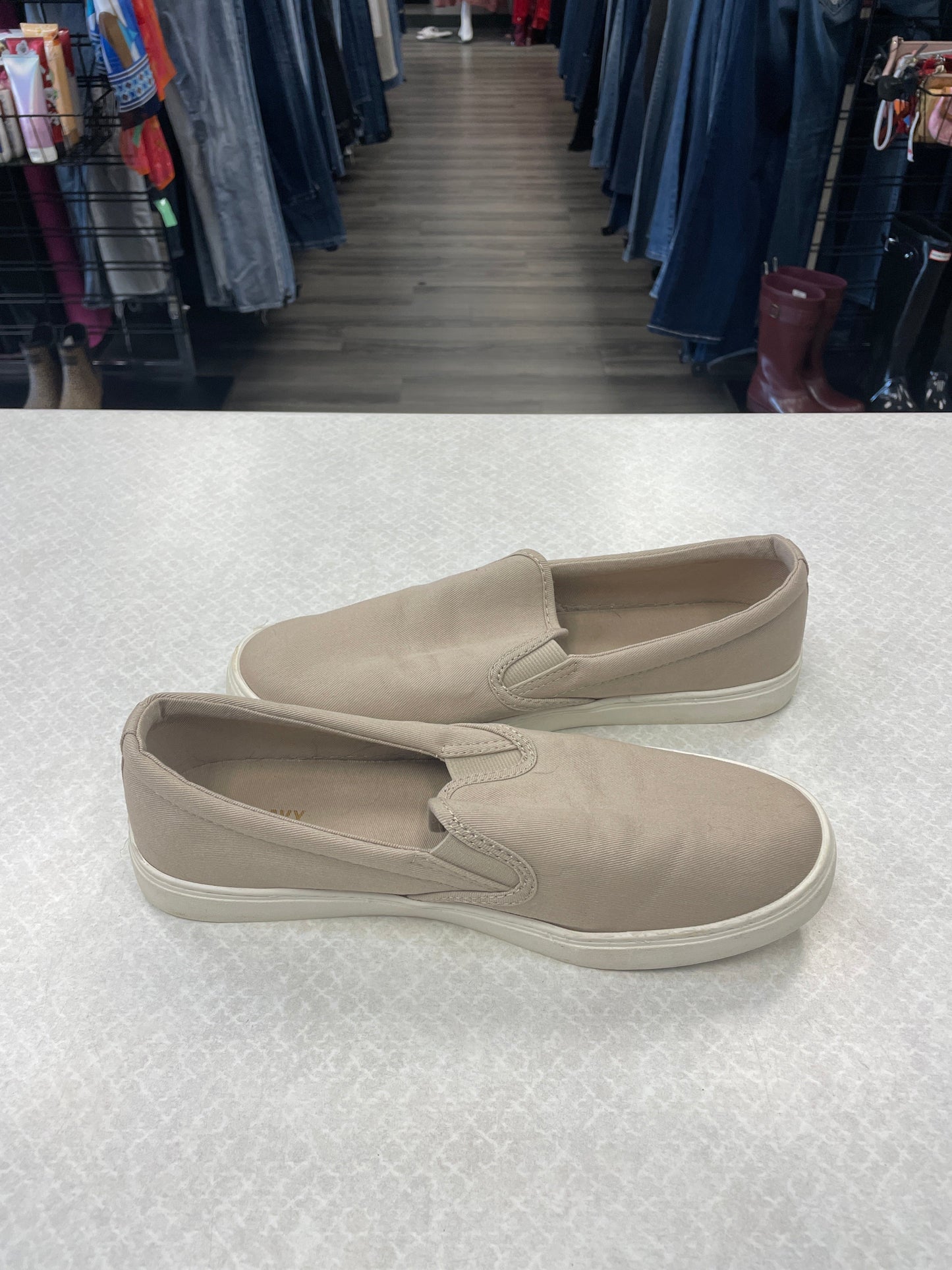 Tan Shoes Flats Old Navy, Size 8.5