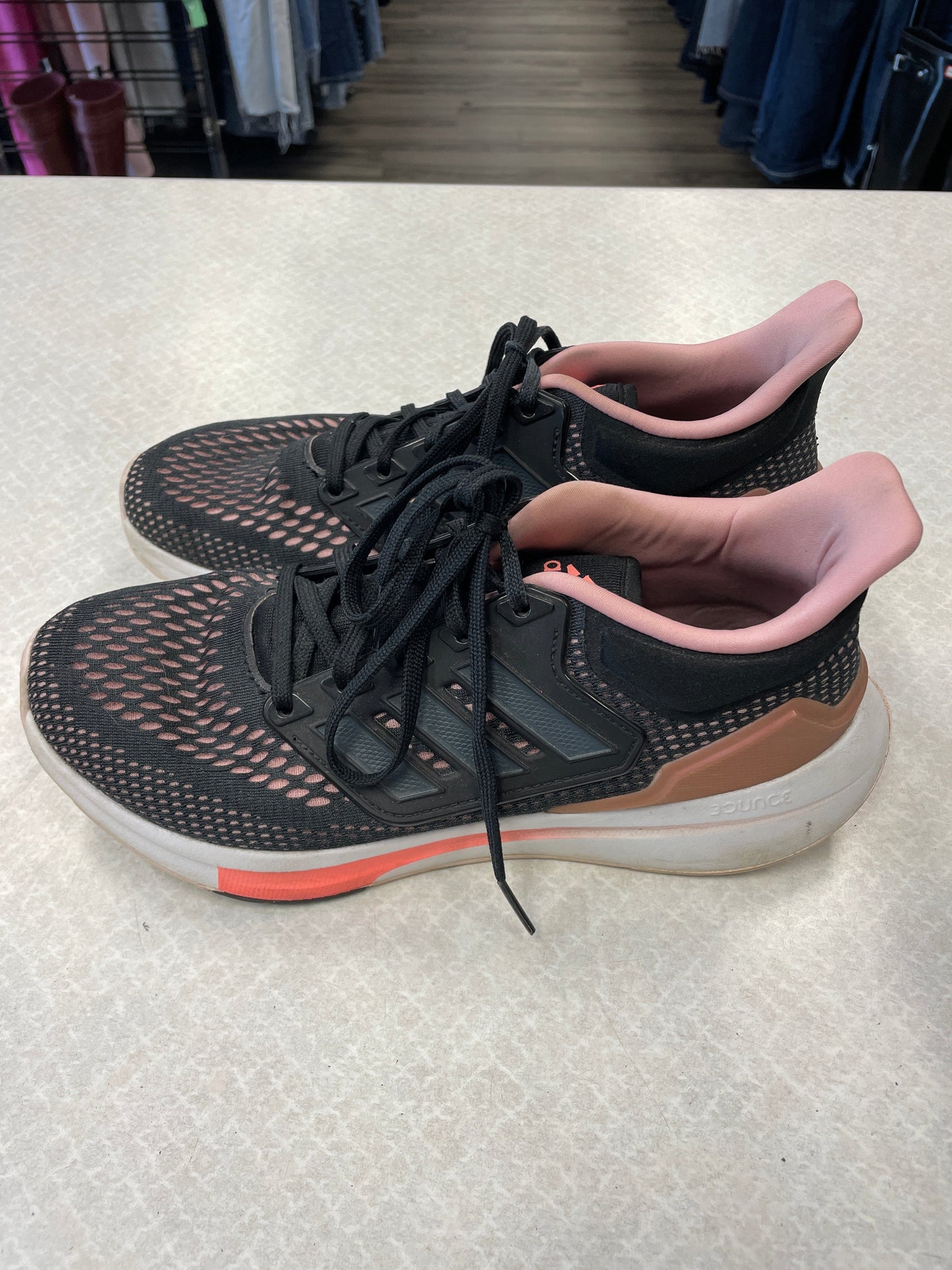 Shoes Athletic By Adidas In Black & Pink, Size: 7.5