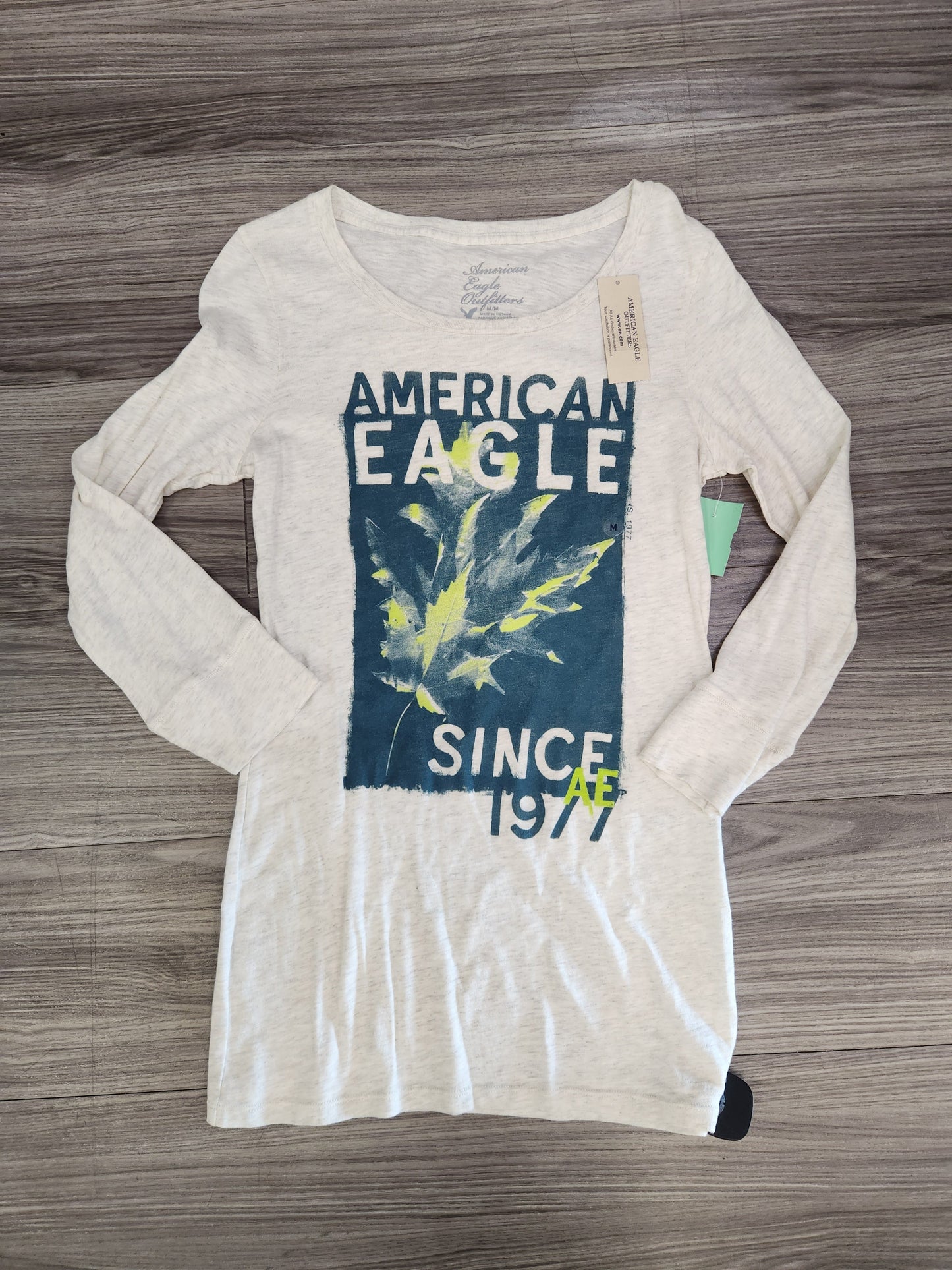 Top Long Sleeve By American Eagle In Cream, Size: M