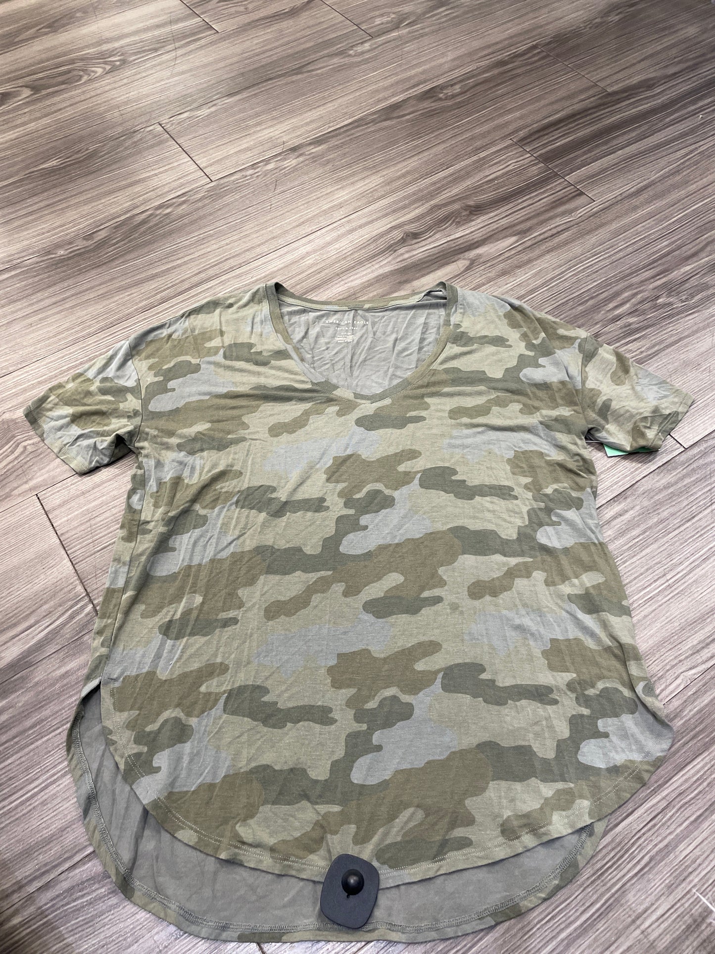 Top Short Sleeve By American Eagle In Camouflage Print, Size: S