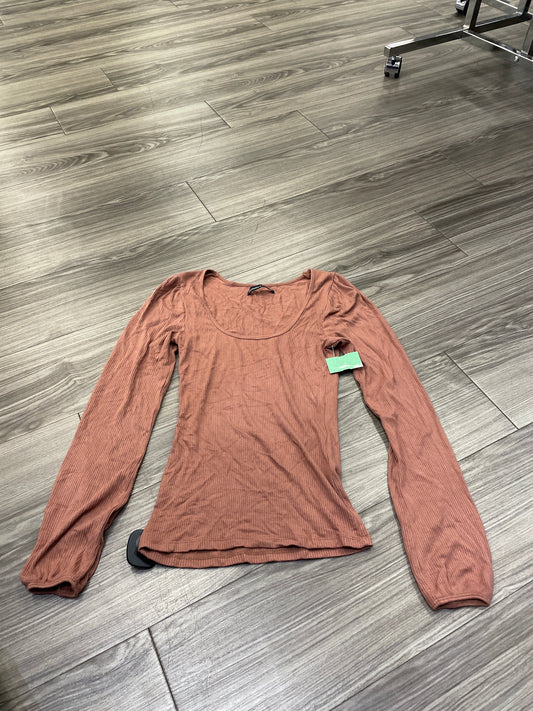 Top Long Sleeve By Abercrombie And Fitch In Brown, Size: M