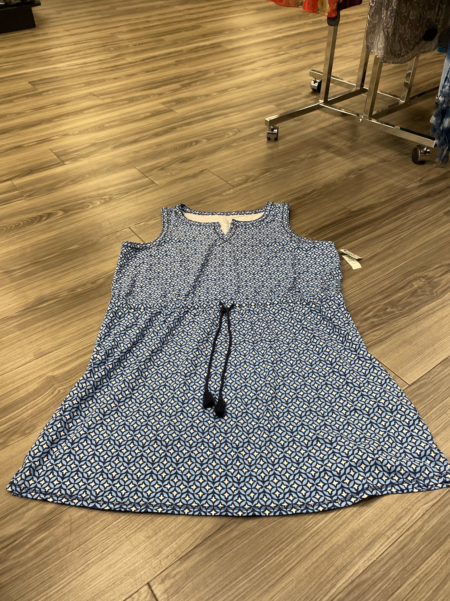 Dress Casual Short By Talbots In Blue & White, Size: 3x