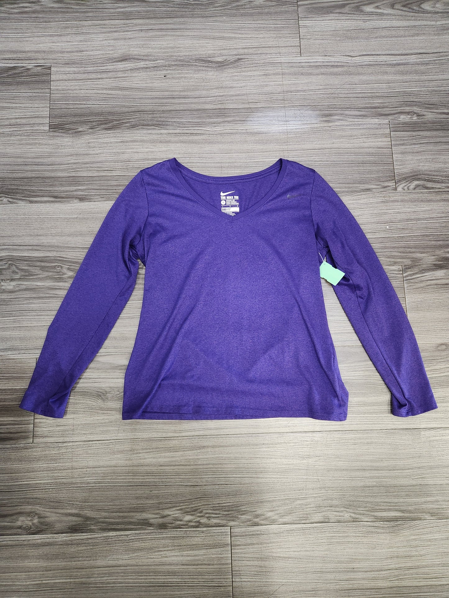 Athletic Top Long Sleeve Crewneck By Nike In Purple, Size: L