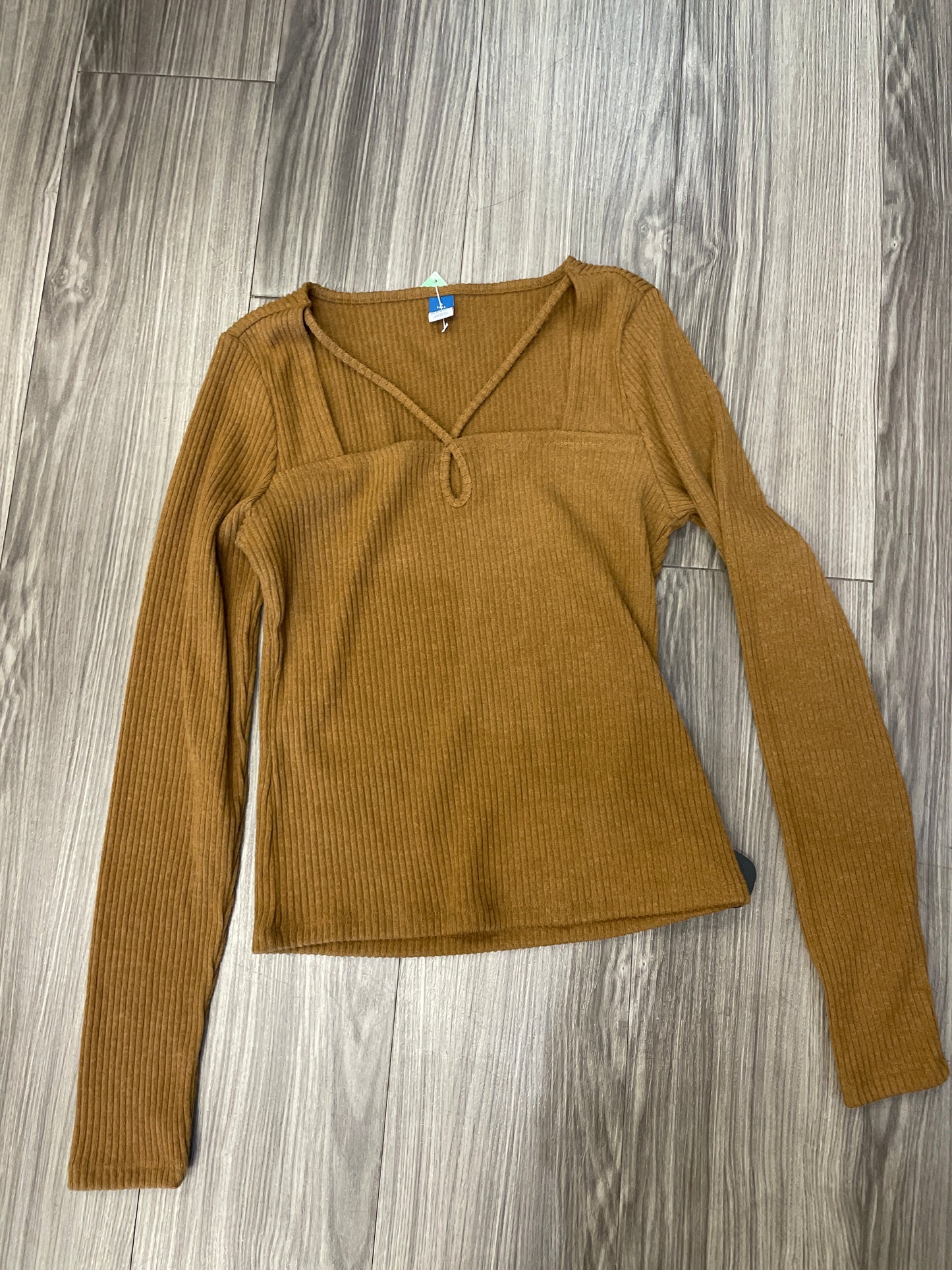 Top Long Sleeve By Old Navy In Brown, Size: S