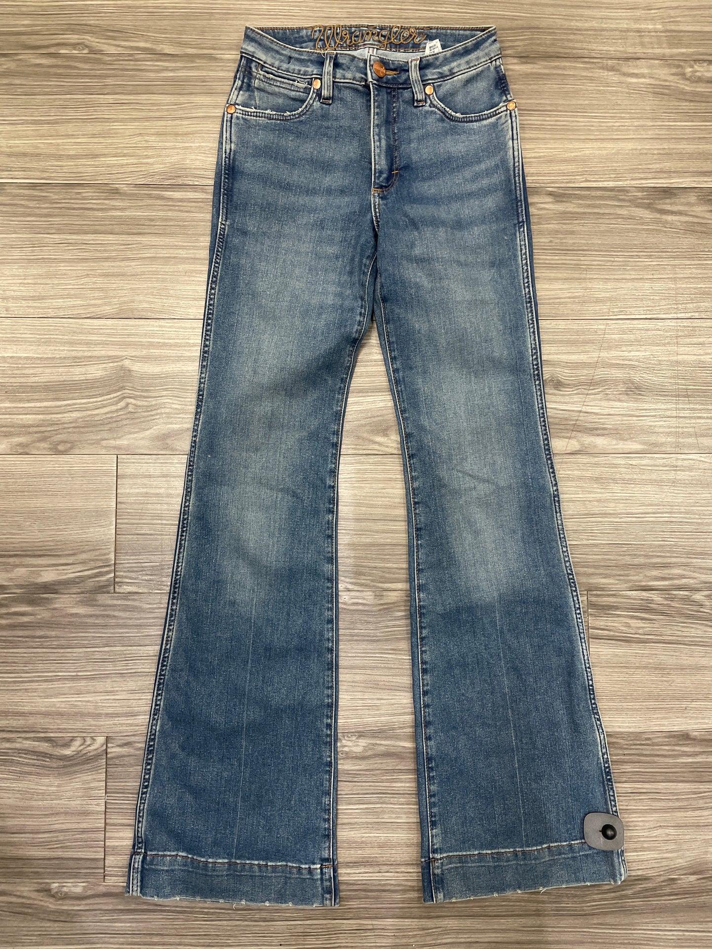 Jeans Flared By Wrangler In Blue, Size: 2