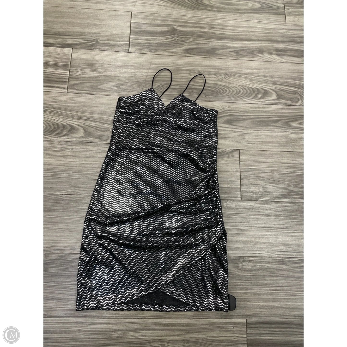 Dress Party Short By Clothes Mentor In Black & Silver, Size: L