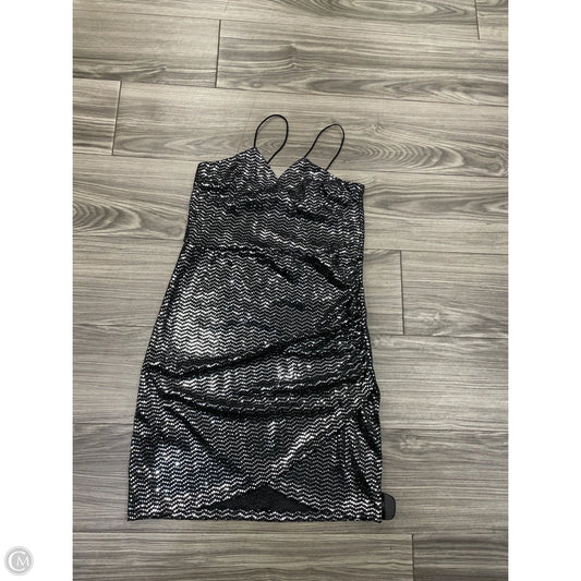 Dress Party Short By Clothes Mentor In Black & Silver, Size: L