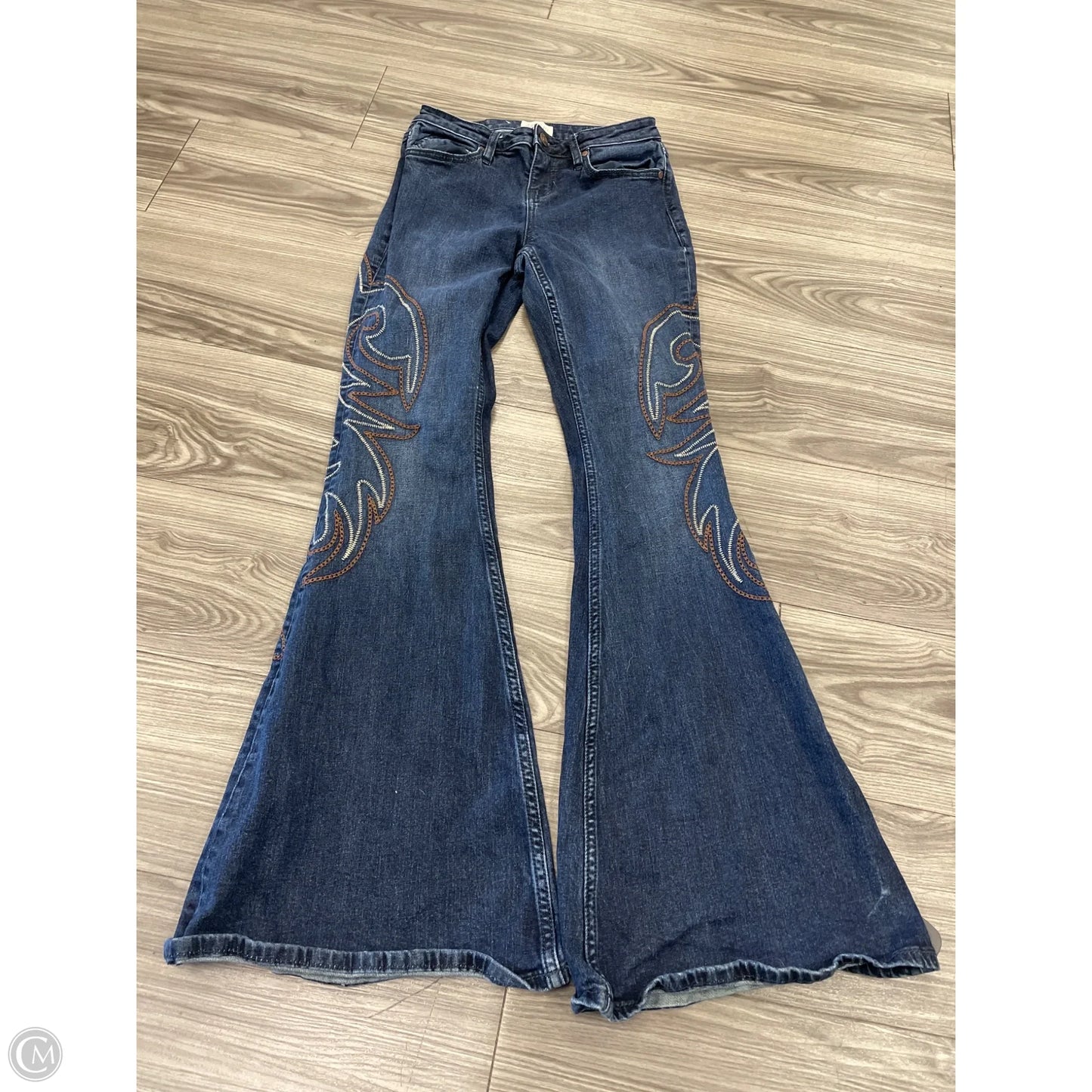 Jeans Flared By Shyanne In Blue Denim, Size: 6